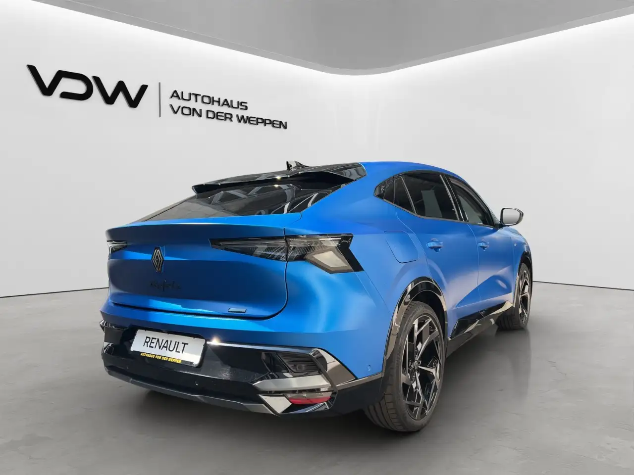 Renault Rafale 300 Plug-in Hybrid 4x4 Atelier Alpine Klima Navi — Galería del vehículo 8