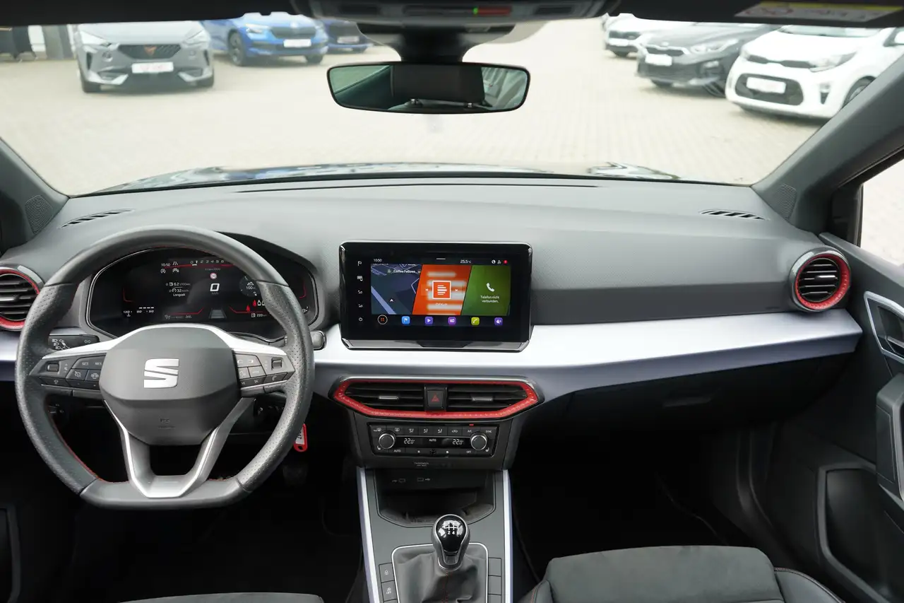 SEAT Arona 1.0 TSI FR LED PDC Virtual Cockpit Navi — معرض صور السيارة 10