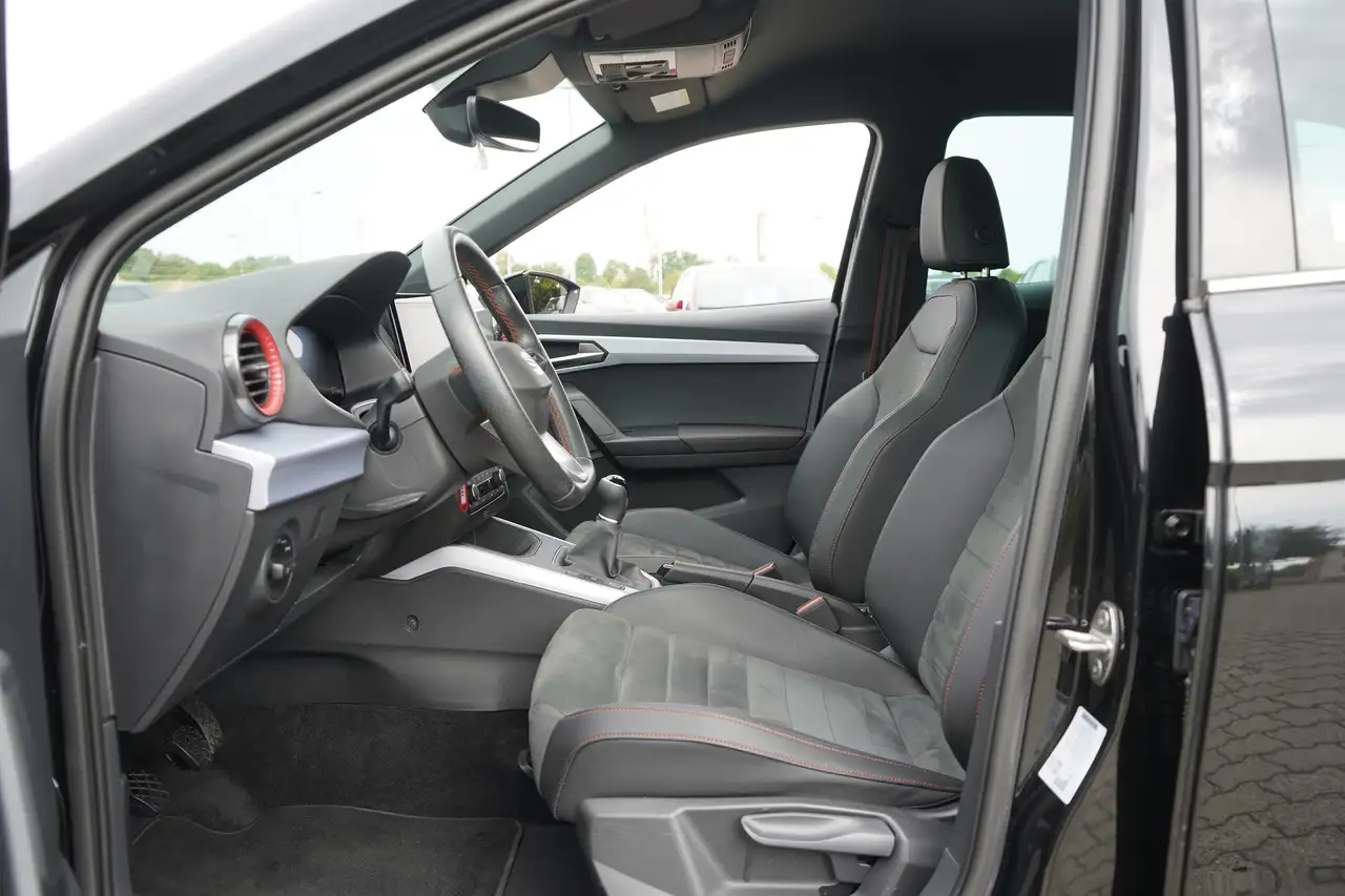 SEAT Arona 1.0 TSI FR LED PDC Virtual Cockpit Navi — معرض صور السيارة 26
