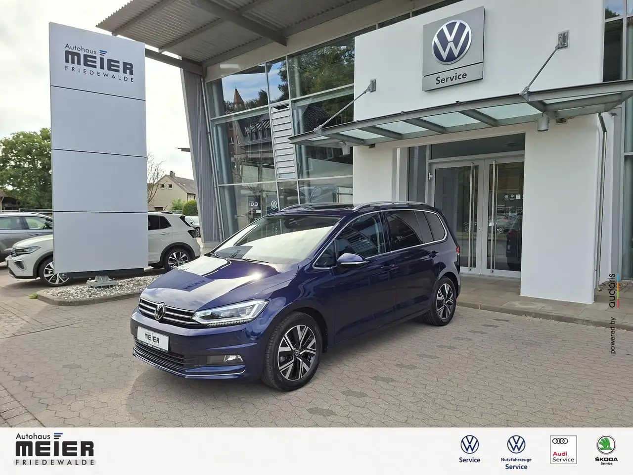 Volkswagen Touran Highline 1.5TSI AHK Panorama Nav Massage — Petershagen