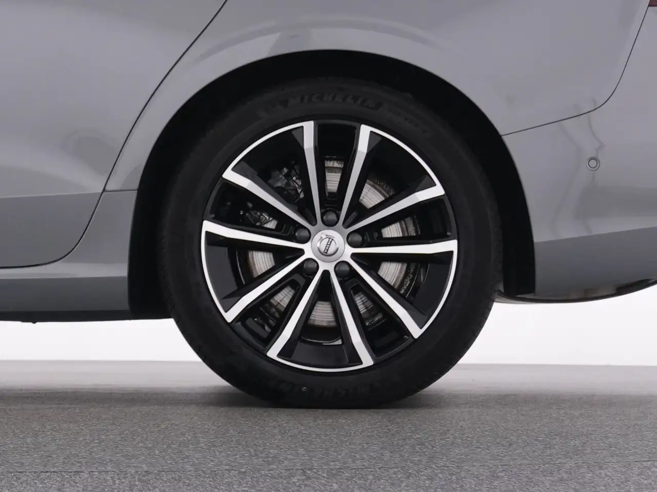 Volvo V60 T8 Recharge Plus Dark+MEMORY+ACC+BLIS — Vehicle gallery 22