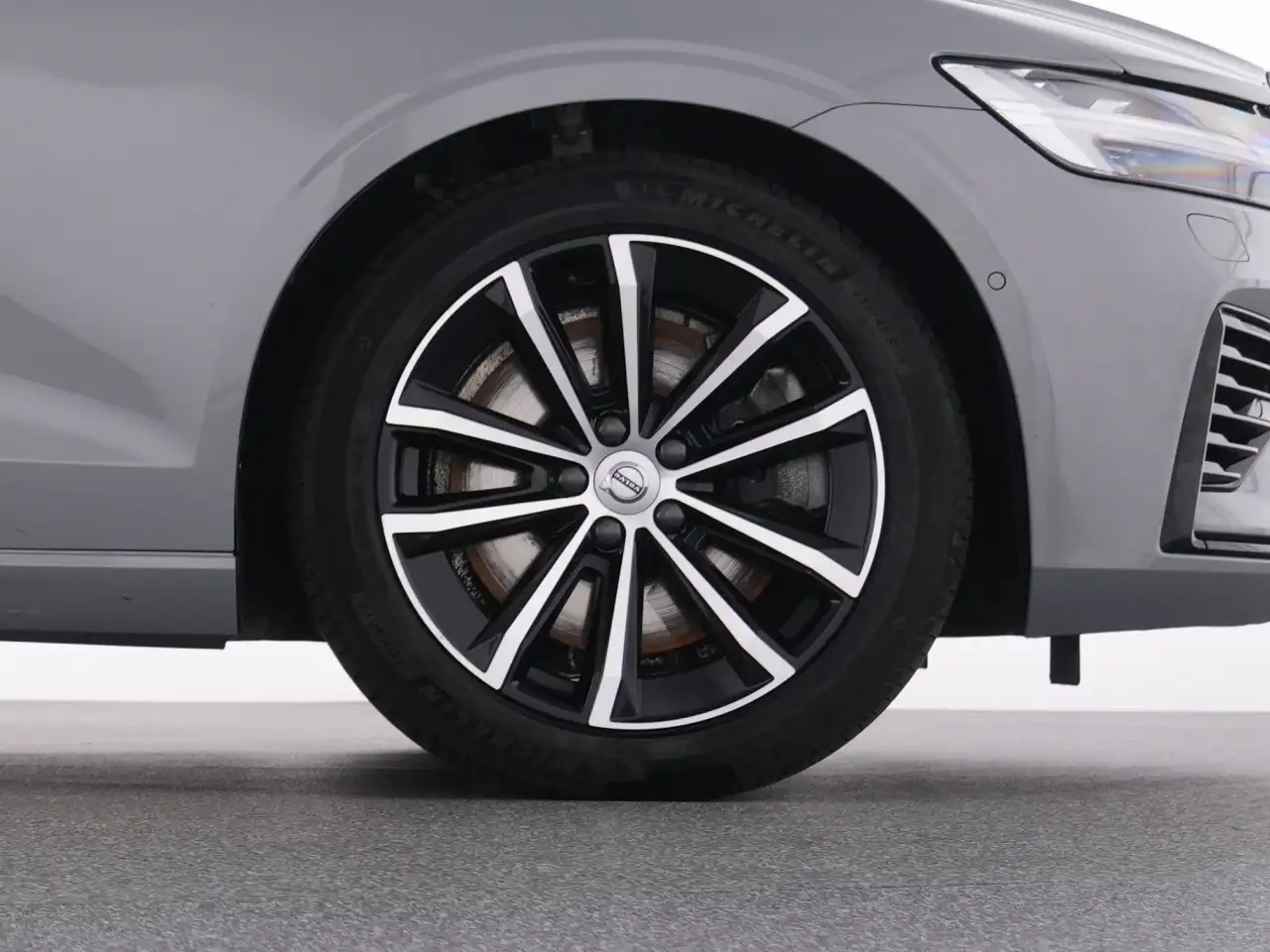 Volvo V60 T8 Recharge Plus Dark+MEMORY+ACC+BLIS — Vehicle gallery 23