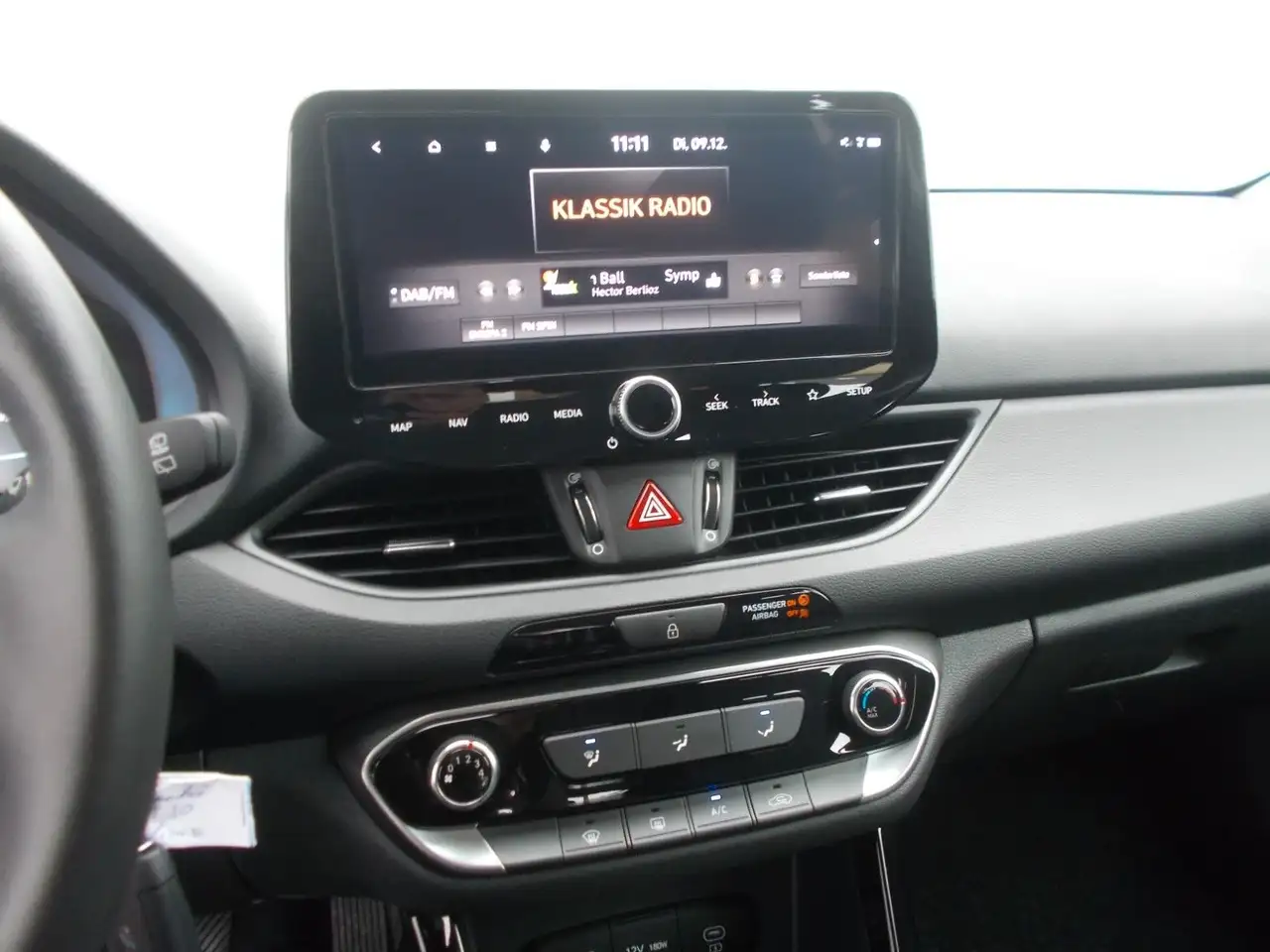 Hyundai i30 1.0 T-GDI Trend mit vielen Extras !!! — معرض صور السيارة 16