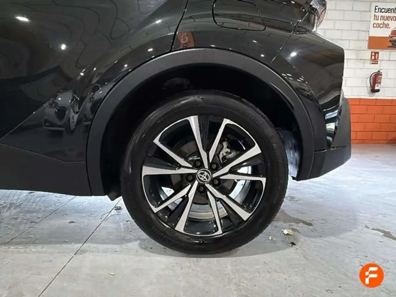 Toyota C-HR 140H Advance — Galería del vehículo 18