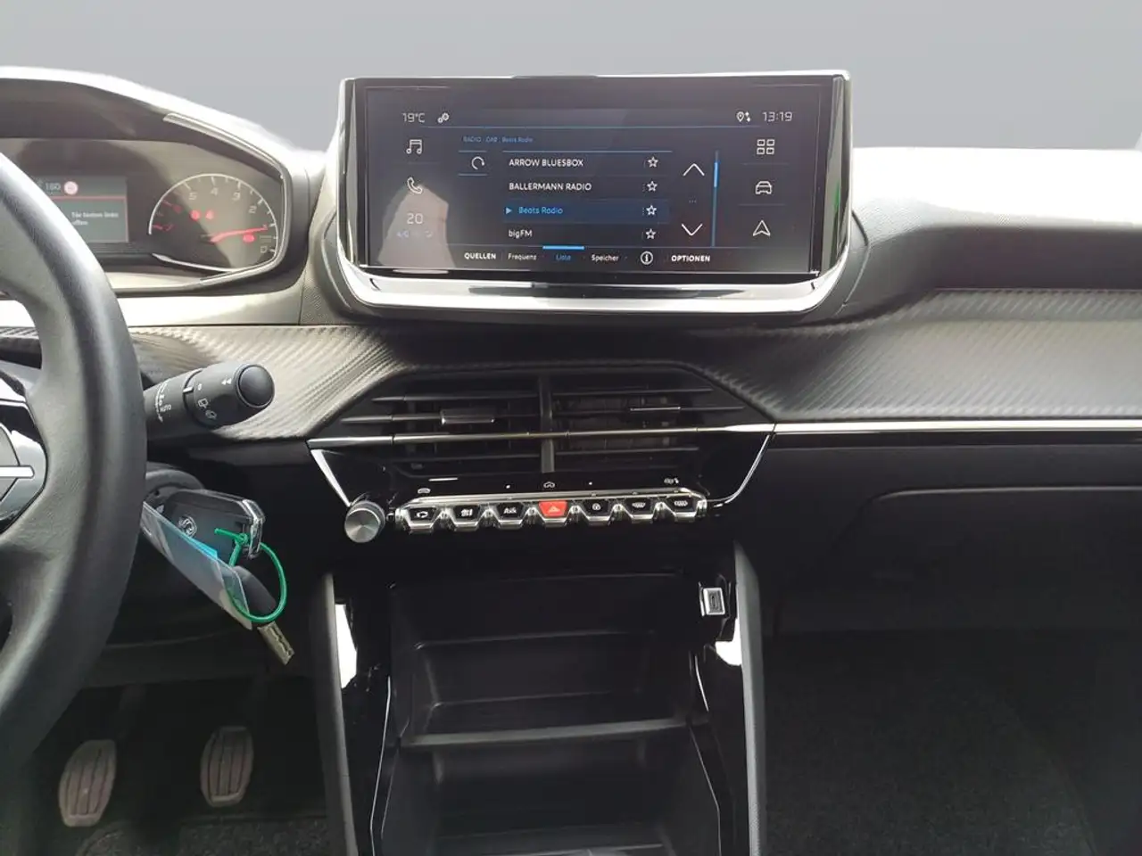 Peugeot 2008 Neuer 2008 Active Pu — Vehicle gallery 12