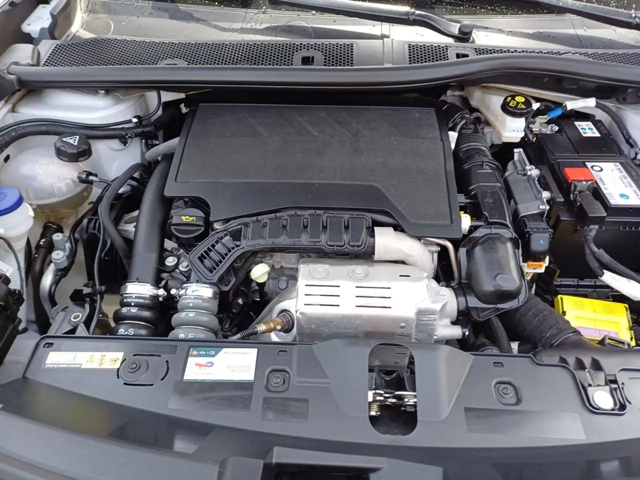 Peugeot 2008 Neuer 2008 Active Pu — Vehicle gallery 5