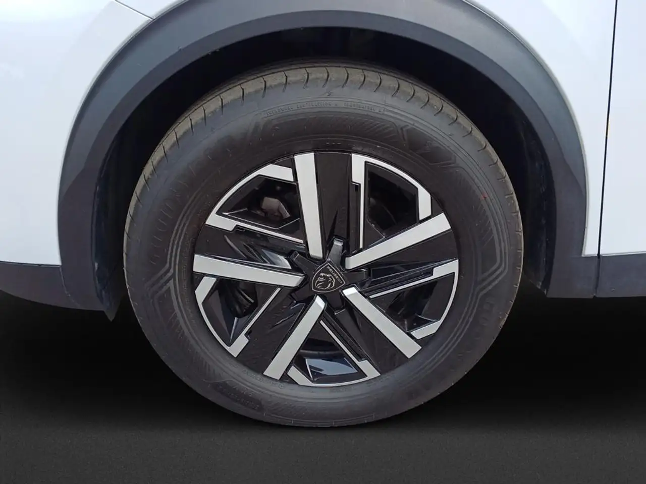Peugeot 2008 Neuer 2008 Active Pu — Vehicle gallery 8
