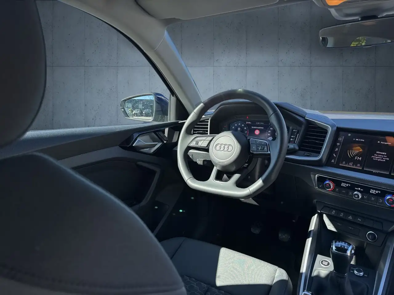 Audi A1 30 TFSI LED/MMI/ASI/PBox/EPH/sound/ — معرض صور السيارة 20