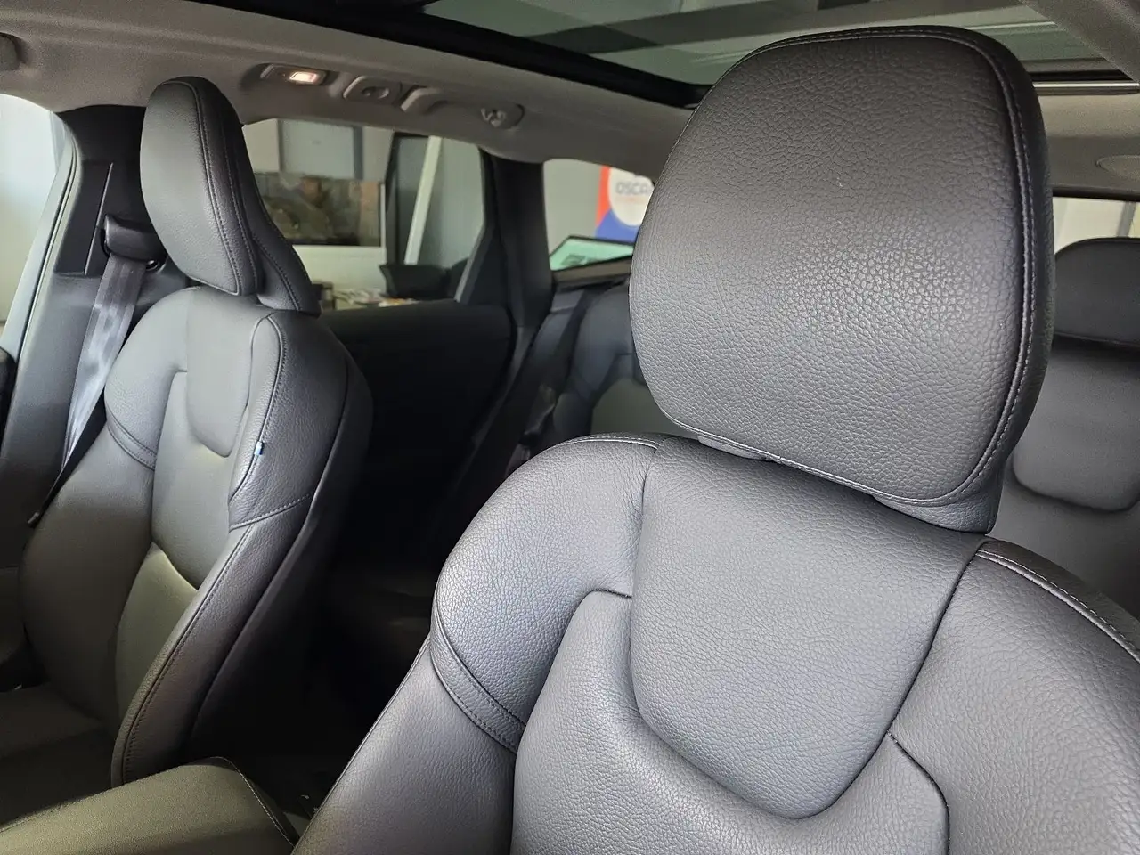 Volvo XC60 B4 Plus Dark ACC BLIS Pano 360° 21Zoll H/K — معرض صور السيارة 20