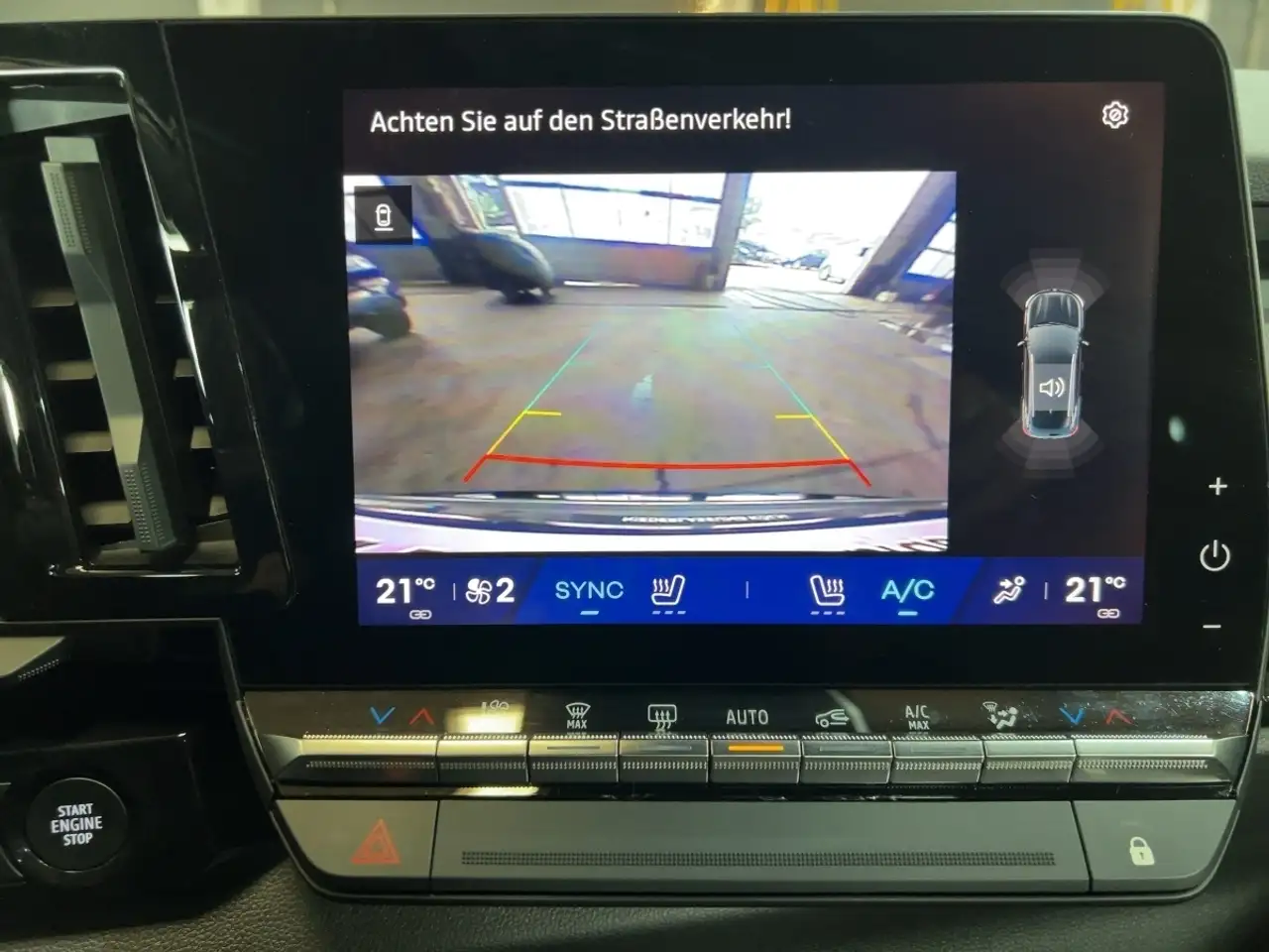 Renault Austral EVOLUTION TCe 160 AUTOMATIK SITZHEIZUNG — Vehicle gallery 15