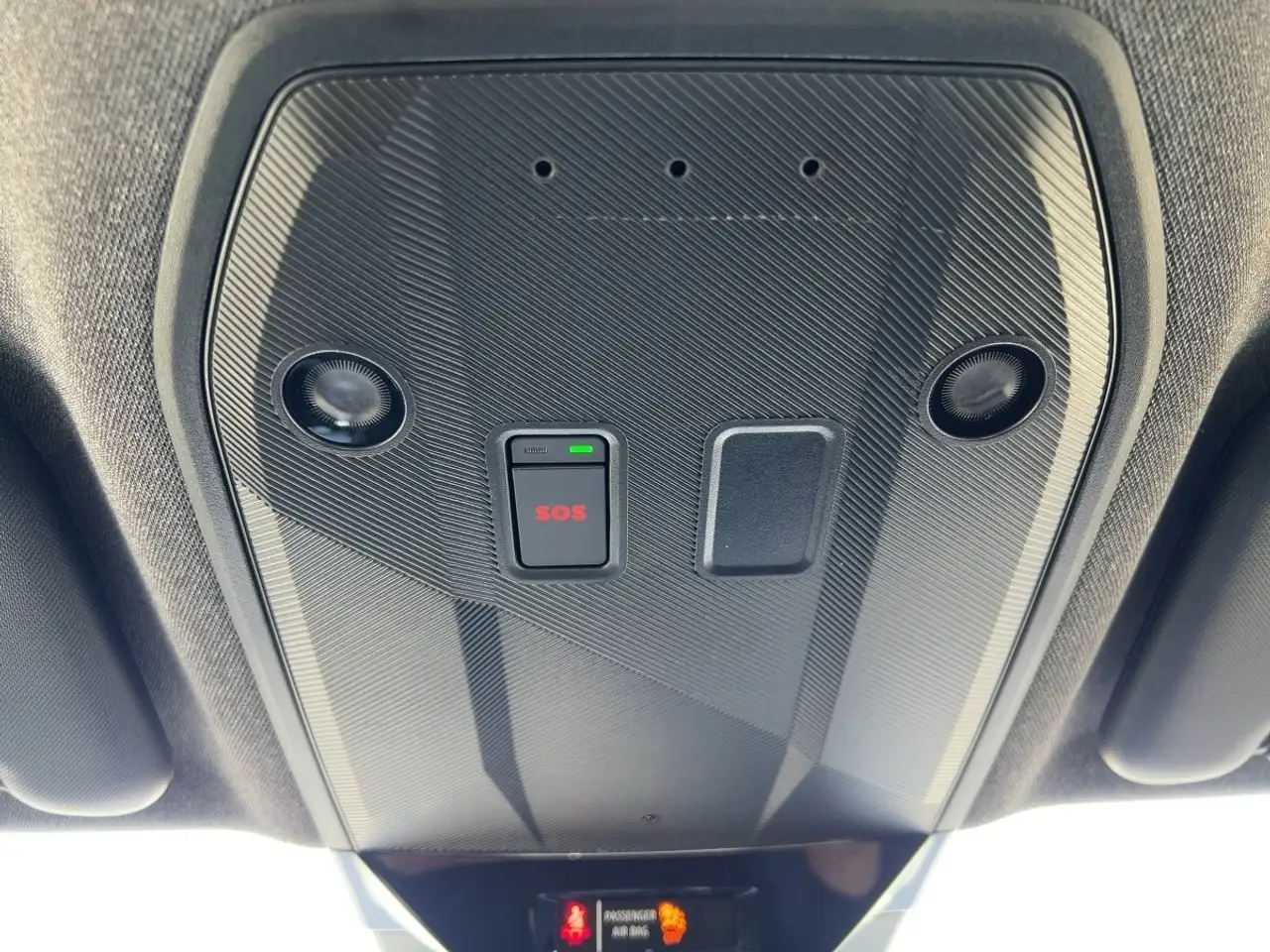 Renault Austral EVOLUTION TCe 160 AUTOMATIK SITZHEIZUNG — Vehicle gallery 17