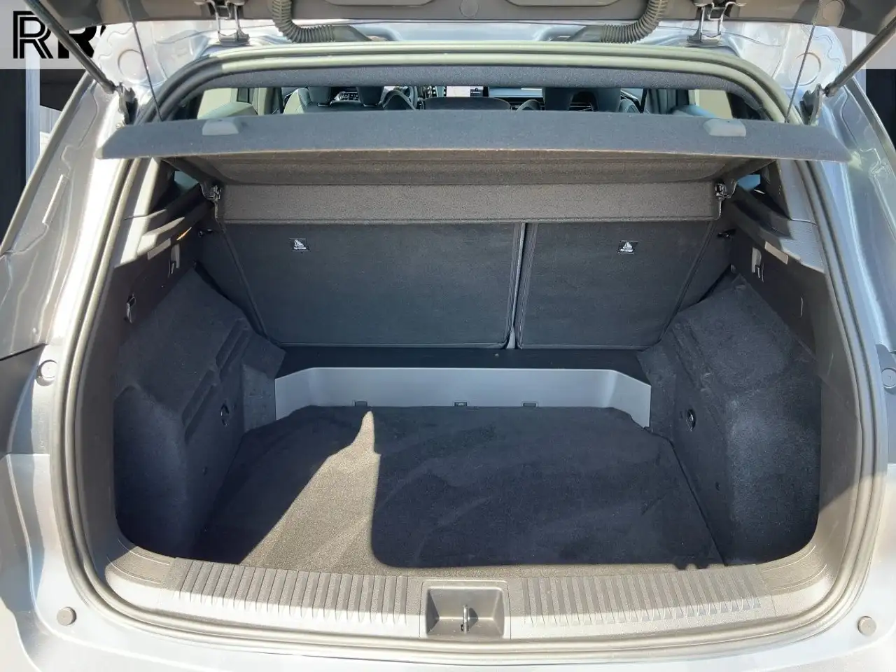 Renault Austral EVOLUTION TCe 160 AUTOMATIK SITZHEIZUNG — Vehicle gallery 21