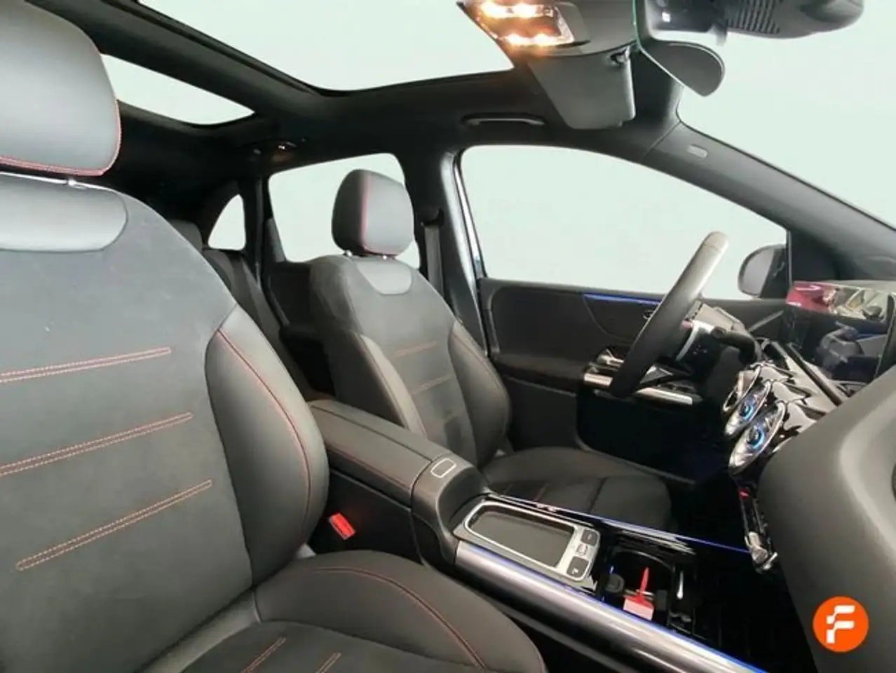 Mercedes-Benz B 250 250e — Galerie du véhicule 12