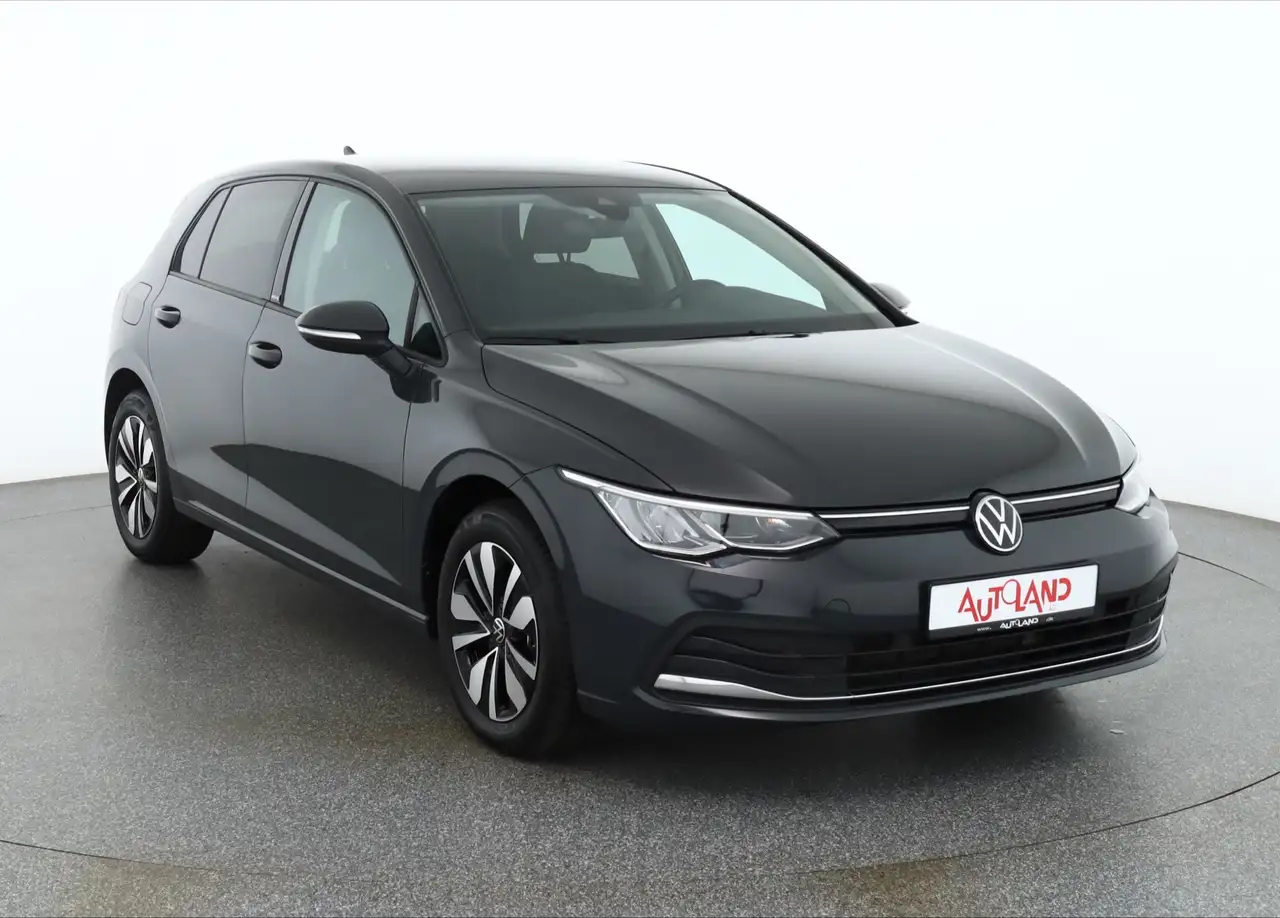 Volkswagen Golf VIII 1.0 eTSI DSG Move LED Navi Winterpaket — Galería del vehículo 7