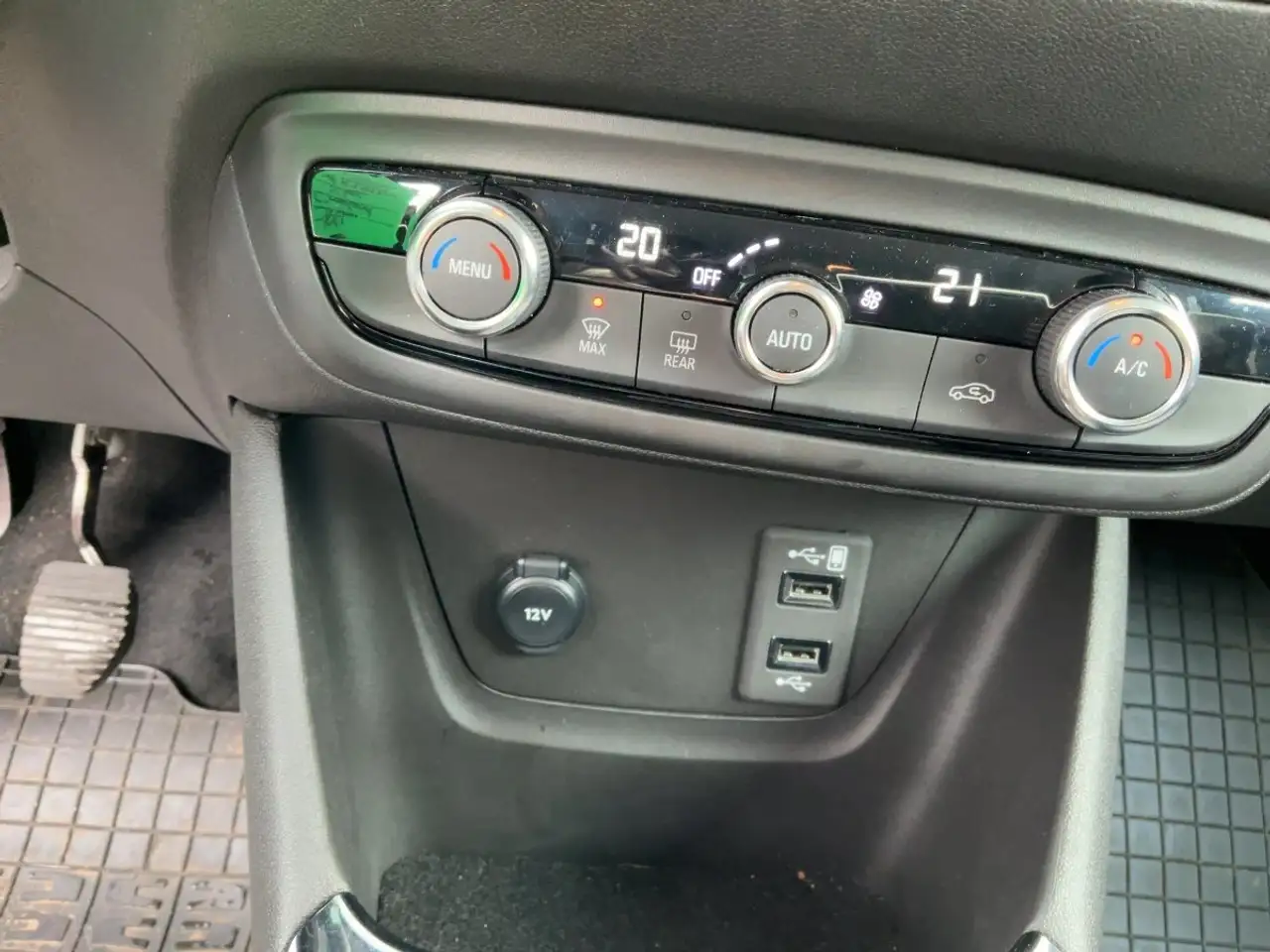 Opel Crossland 1.2 Turbo Elegance Paket LED+Navi+Kam. — Vehicle gallery 15