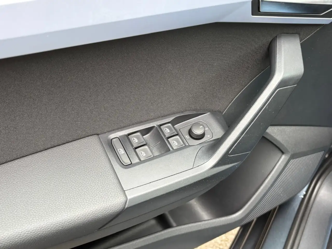SEAT Ibiza FR Navi Digitales Cockpit LED ACC Apple CarPlay An — Galerie du véhicule 14