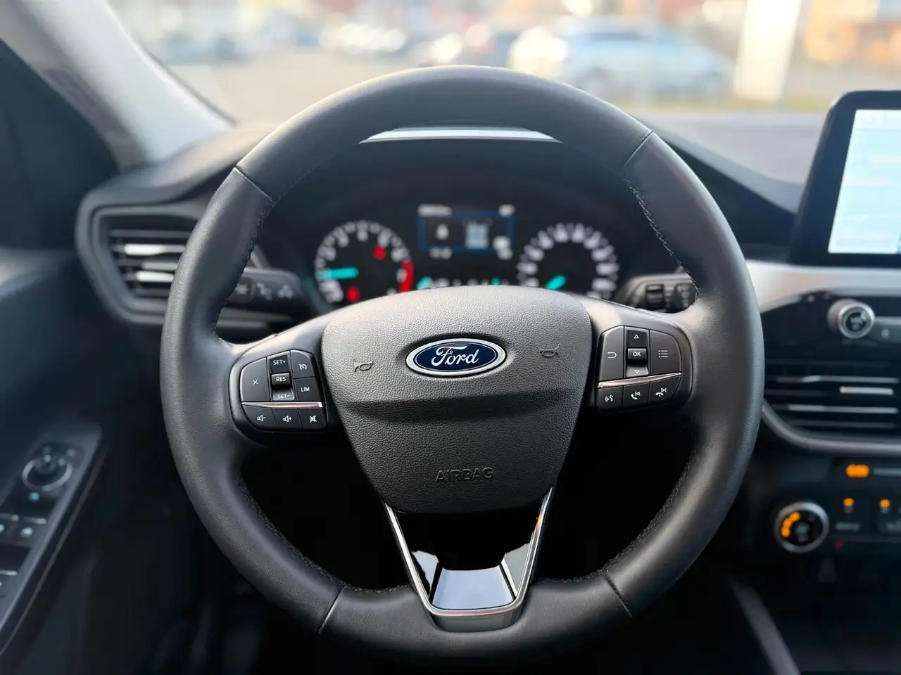 Ford Kuga Cool & Connect DAB PDC KLIMA AHK — Vehicle gallery 12