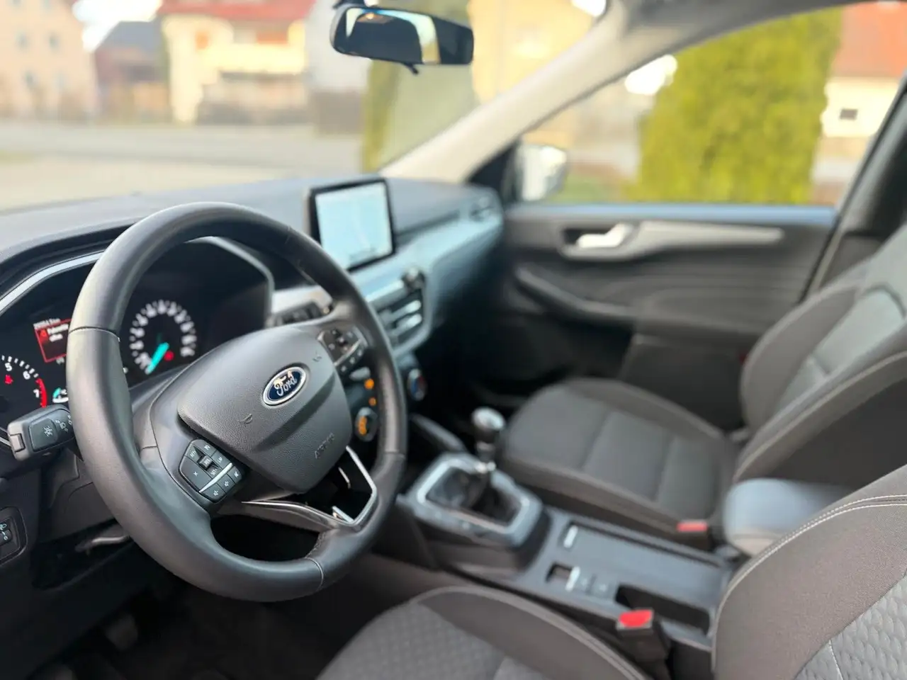 Ford Kuga Cool & Connect DAB PDC KLIMA AHK — Vehicle gallery 10