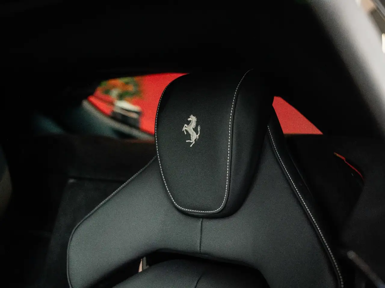 Ferrari Purosangue Lackierte Tricolore*Carbon*Burmester — Galería del vehículo 29
