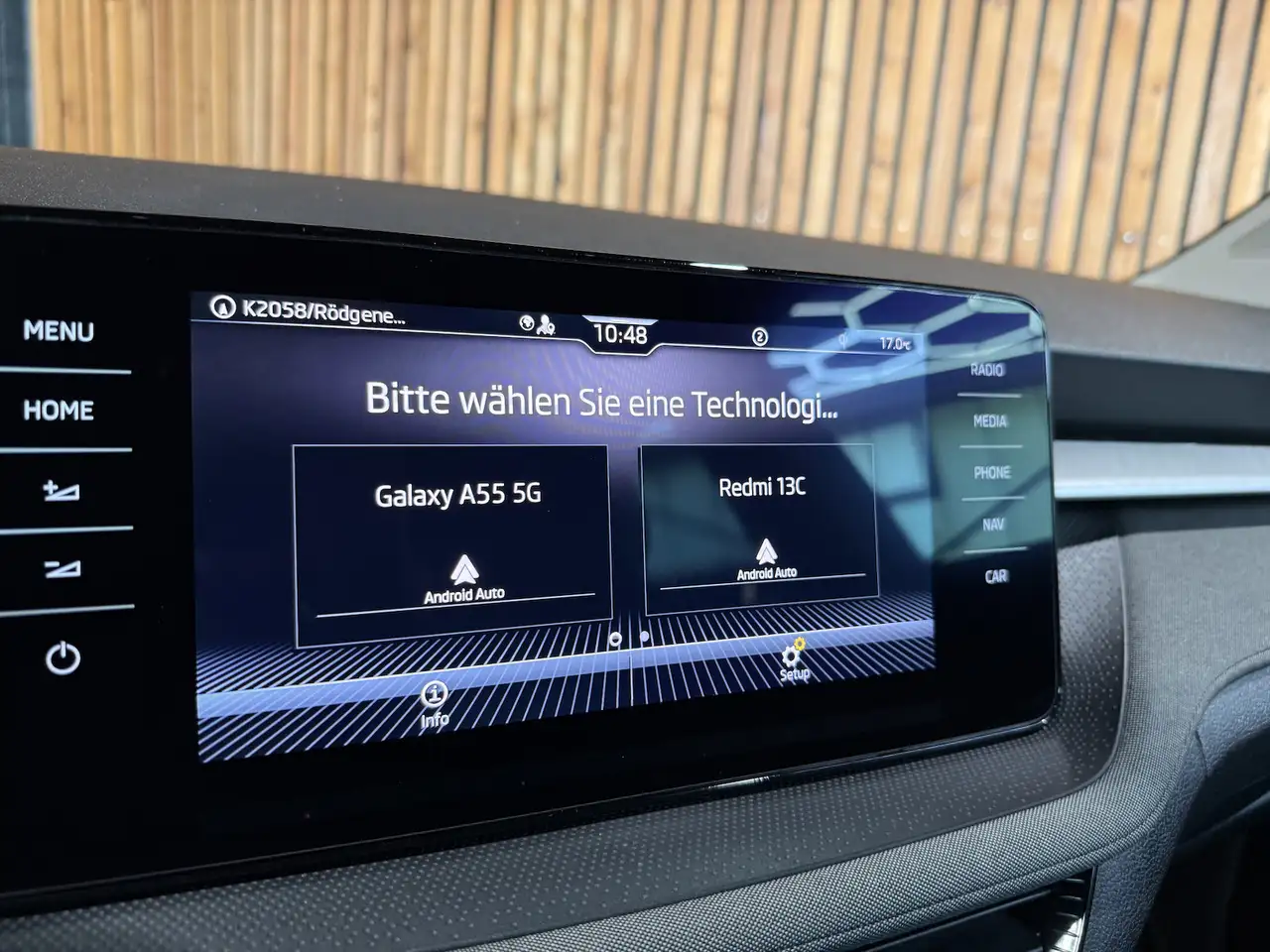 Skoda Fabia 1,0 TSI Tour *Navi*LED*Tempo*Kamera*Alu* — Galería del vehículo 22
