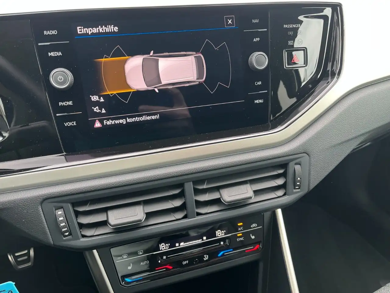 Volkswagen Taigo Move +Sitzheizung/Allwetter/CarPlay+ — معرض صور السيارة 14
