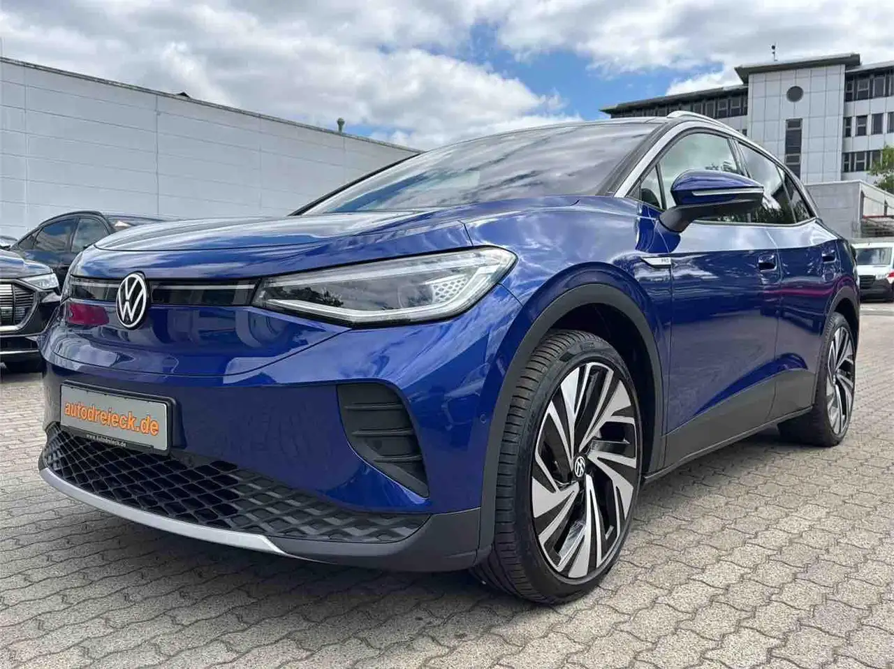 Volkswagen ID.4 Pro 195 kW 4Motion ACC AHK HuD PANO WP 21Z — Hamburg