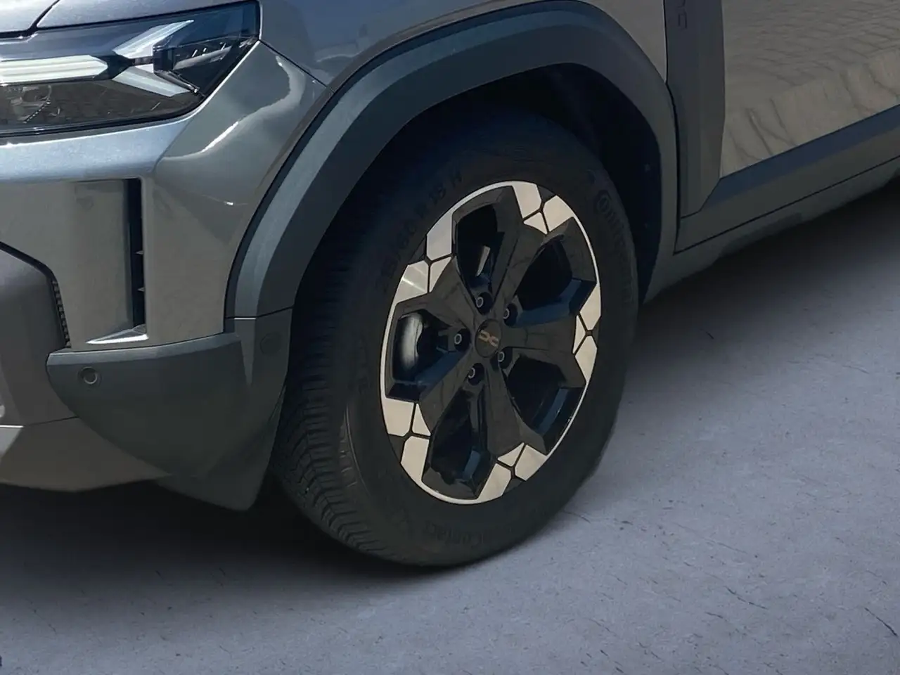 Dacia Duster III 1.0 TCe 100 ECO-G Extreme*LPG*Sitzhei — Vehicle gallery 6
