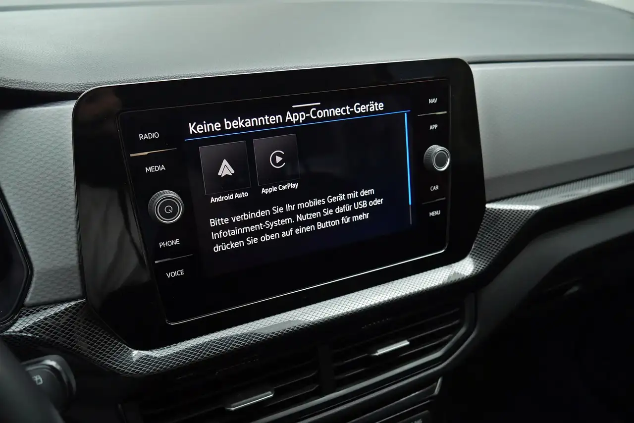 Volkswagen T-Cross 1.0 TSI Life Kamera App Light-Assist Climatroni... — Vehicle gallery 23