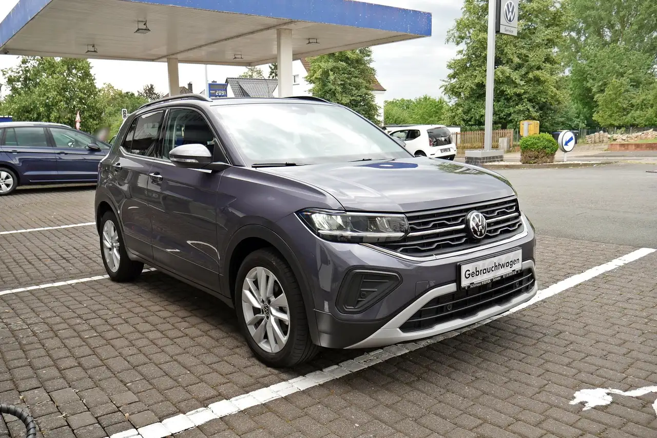 Volkswagen T-Cross 1.0 TSI Life Kamera App Light-Assist Climatroni... — Vehicle gallery 5