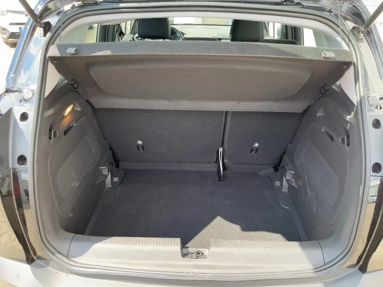 Opel Crossland 1.2 Turbo Enjoy DAB*SHZ*SpurH*PDC*LED — Galería del vehículo 15