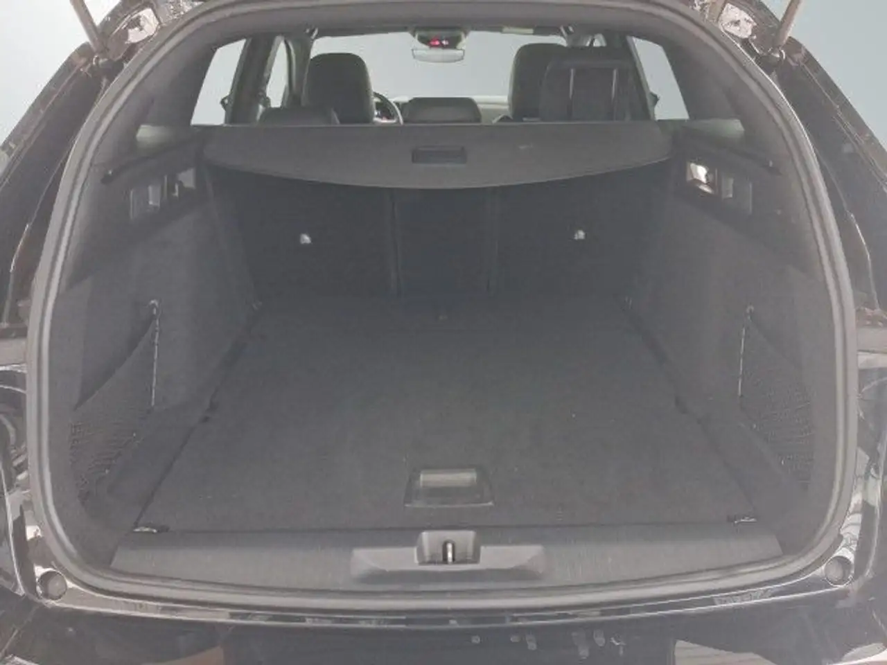 Opel Astra Sports Tourer GS Autom. 1.2 Turbo Benzin LED — معرض صور السيارة 12