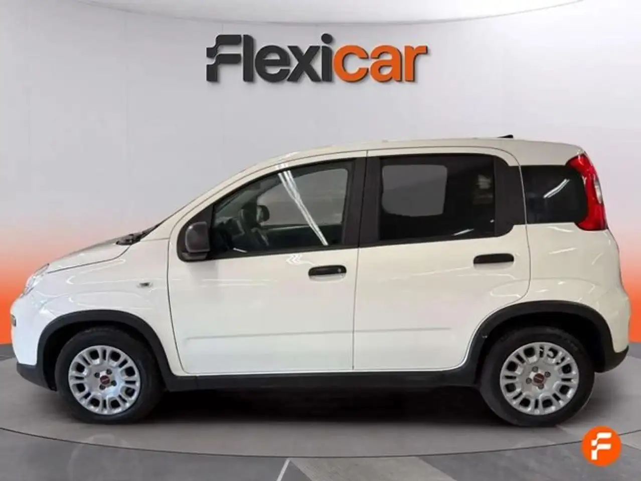 Fiat Panda Hybrid 1.0 GSE Van — Vehicle gallery 4