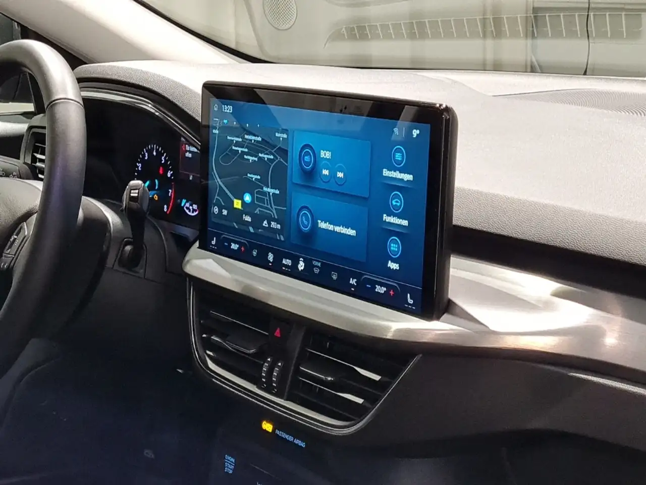Ford Focus 1.0 MHEV Titanium*NAVI*iACC*LED* — معرض صور السيارة 6