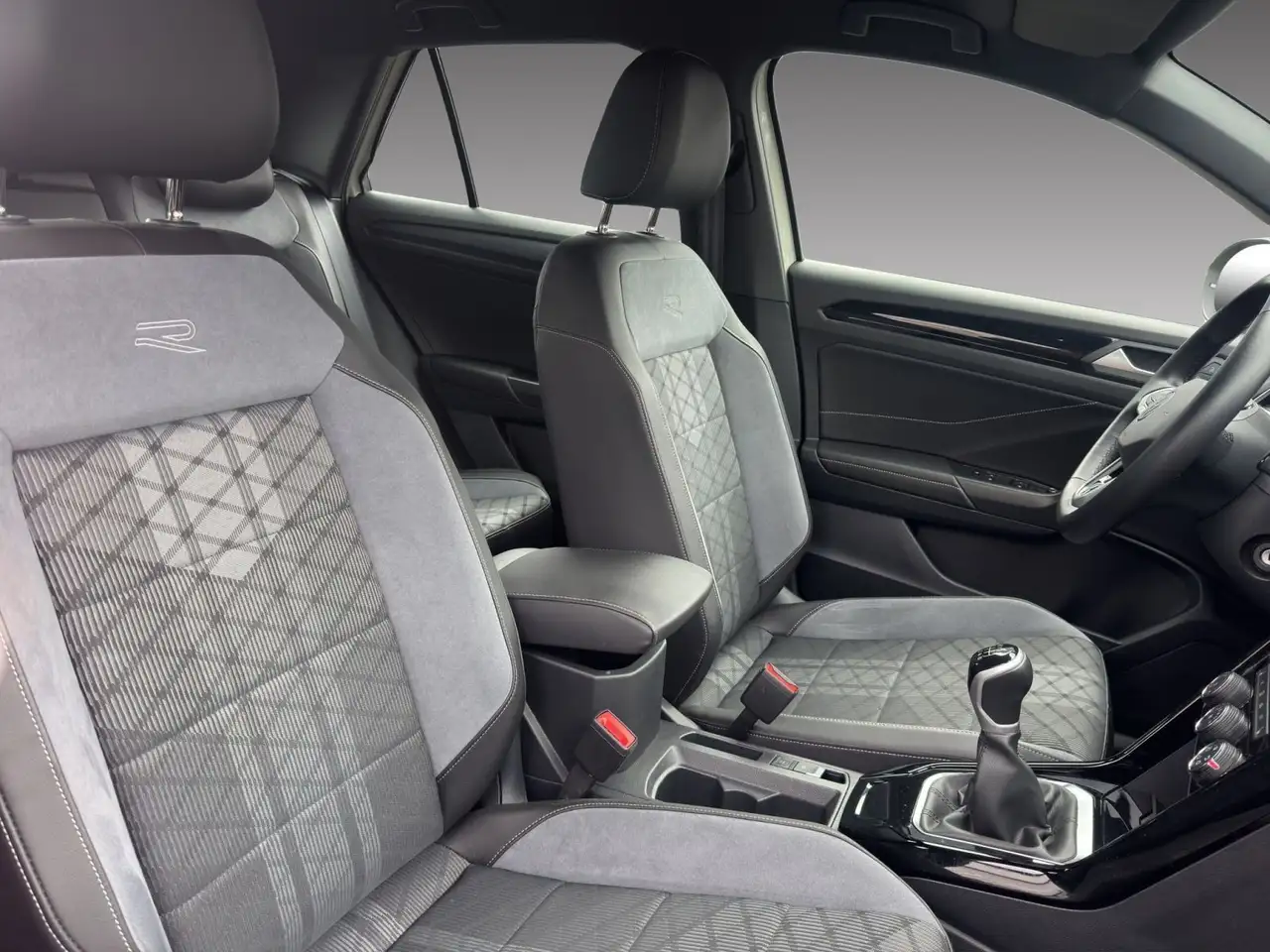 Volkswagen T-Roc R-Line 1.0 TSI — Galerie du véhicule 9