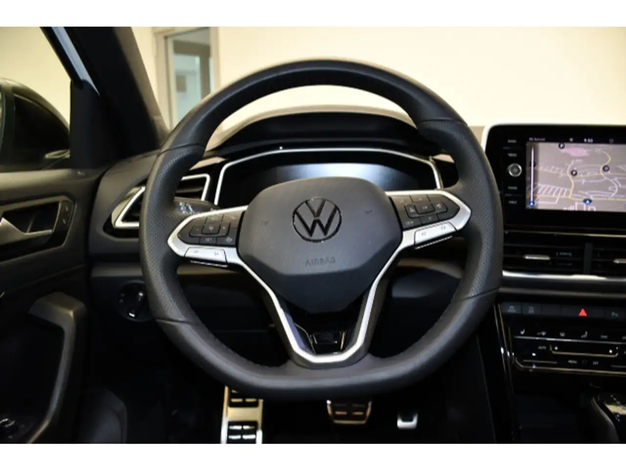 Volkswagen T-Roc 1.5 TSI DSG R-Line AHK/Rückkam/Multilenk — Galerie du véhicule 6