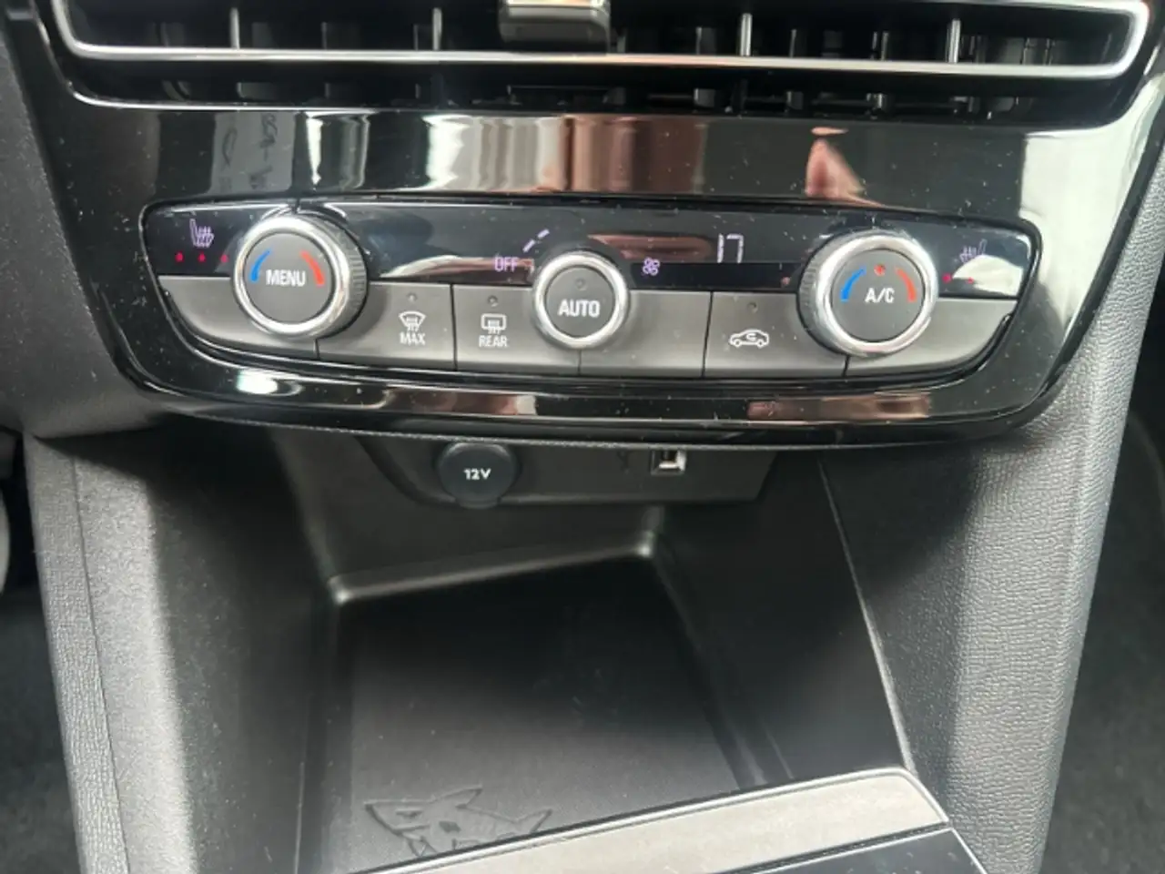 Opel Mokka 1.2 Elegance LED - PDC - Apple Carplay - Rückfahrk — معرض صور السيارة 21