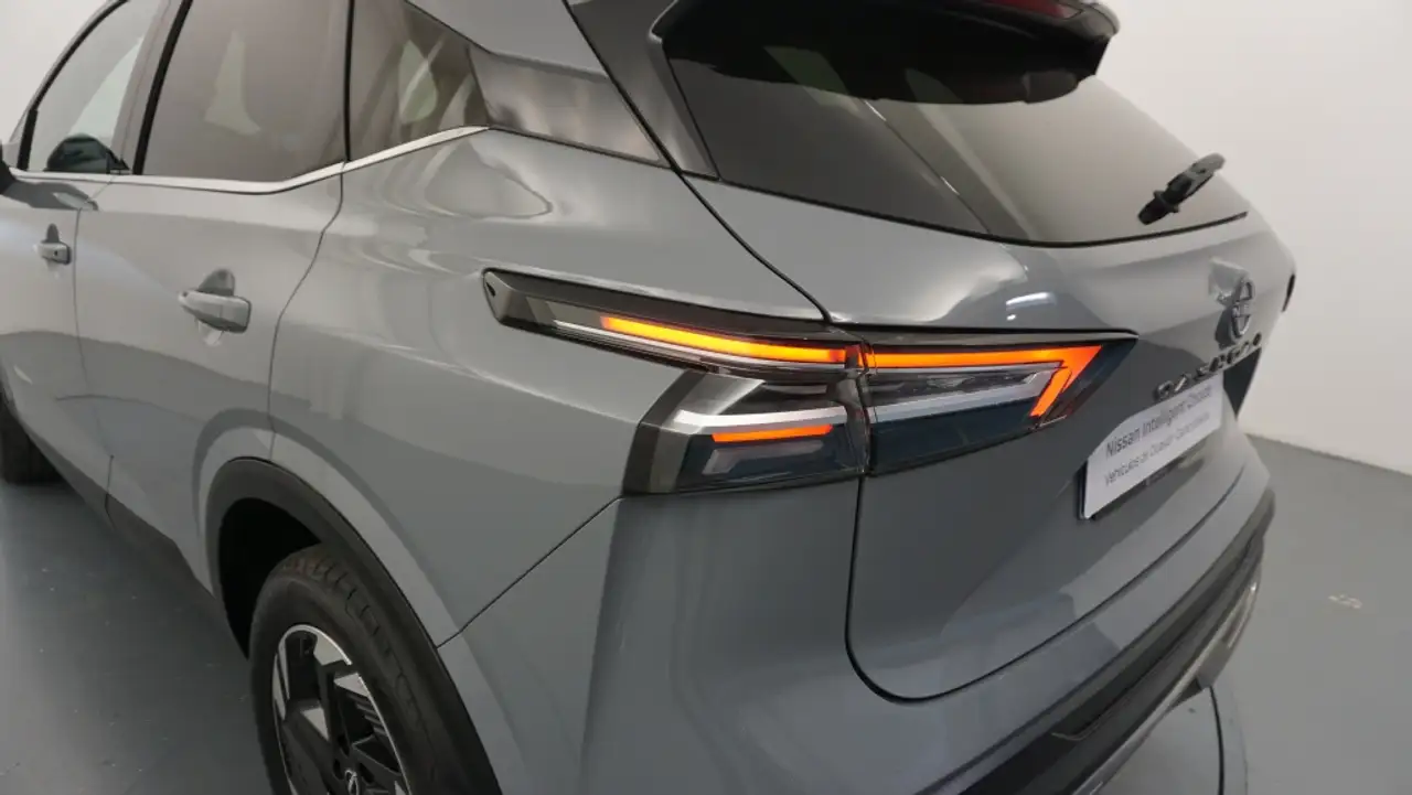 Nissan Qashqai 1.3 DIG-T MHEV 116KW N-CONNECTA CVT 158 5P — Galerie du véhicule 30