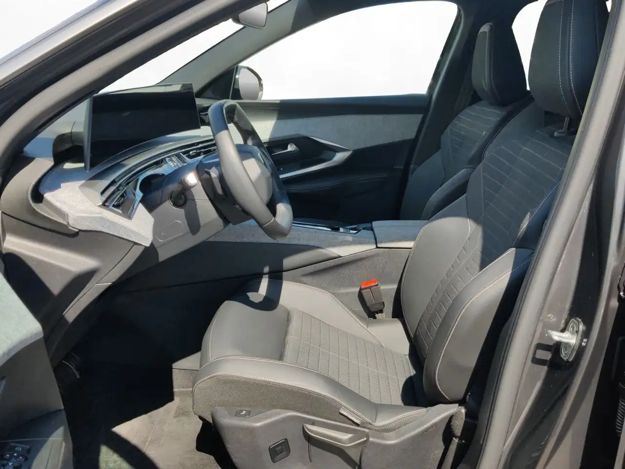 Peugeot 3008 Neuer 3008 Allure HYBRID 145 e-DSC6 — معرض صور السيارة 9
