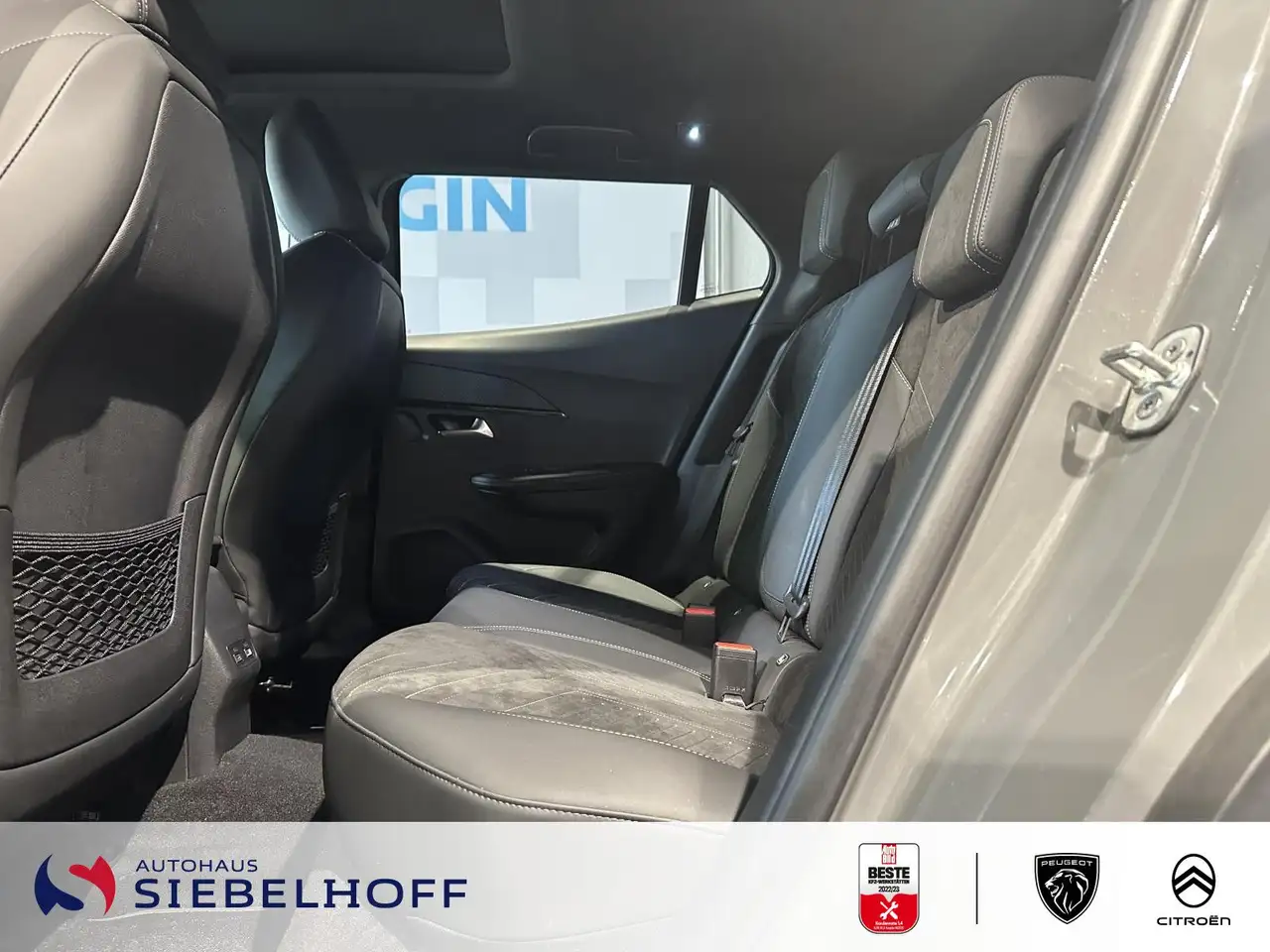 Peugeot 2008 GT PureTech 130 EAT8 — معرض صور السيارة 8