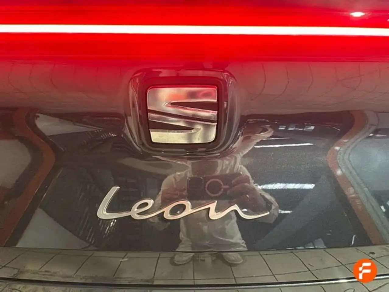 SEAT Leon 1.5 eTSI 110kW DSG S&S Style Special Ed — Galerie du véhicule 11