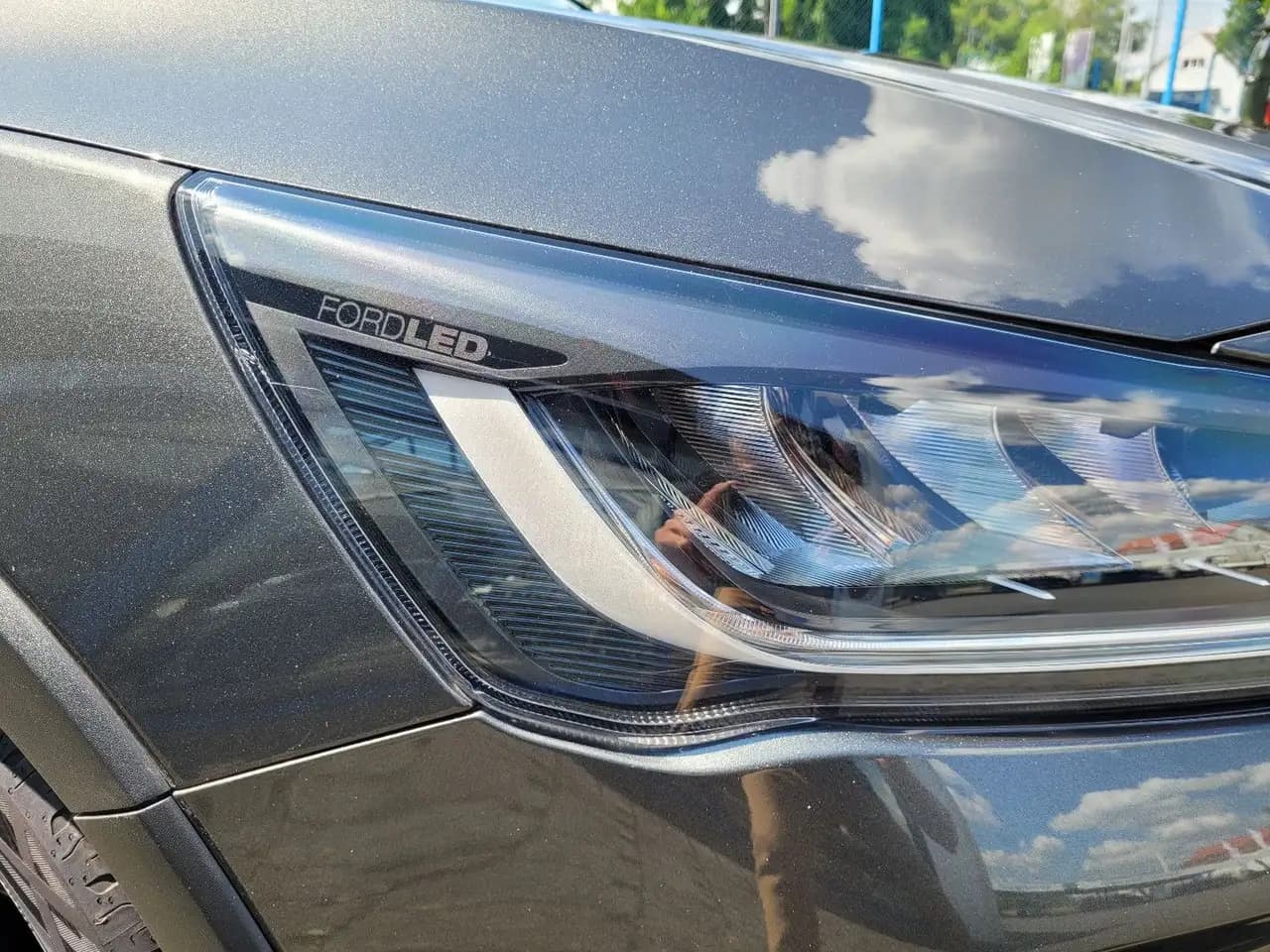 Ford Focus Lim. Active X Autom MHEV NAVI Winterp DAB — Vehicle gallery 8