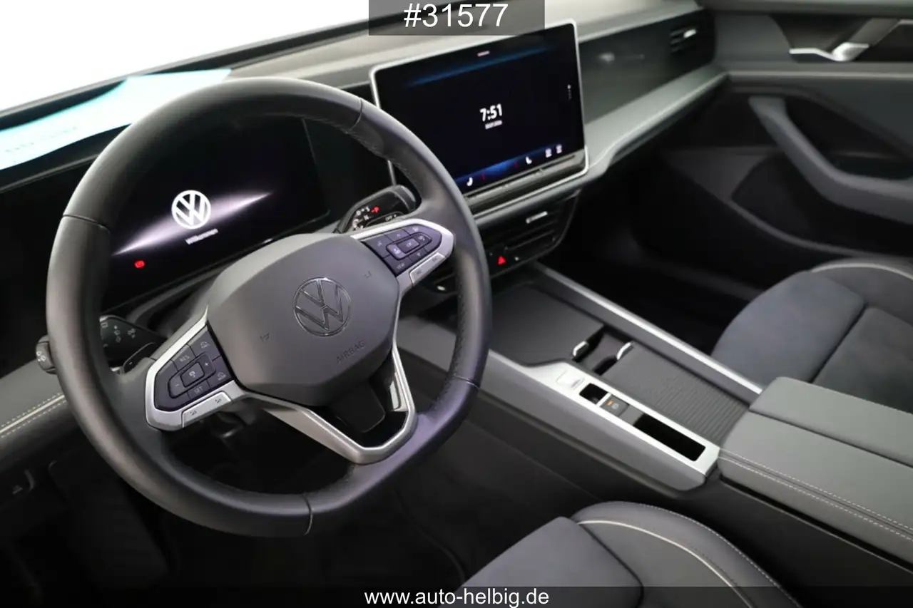 Volkswagen Passat Variant Passat Variant 1.5 eTSI Business #18Zoll#DCC# — معرض صور السيارة 11