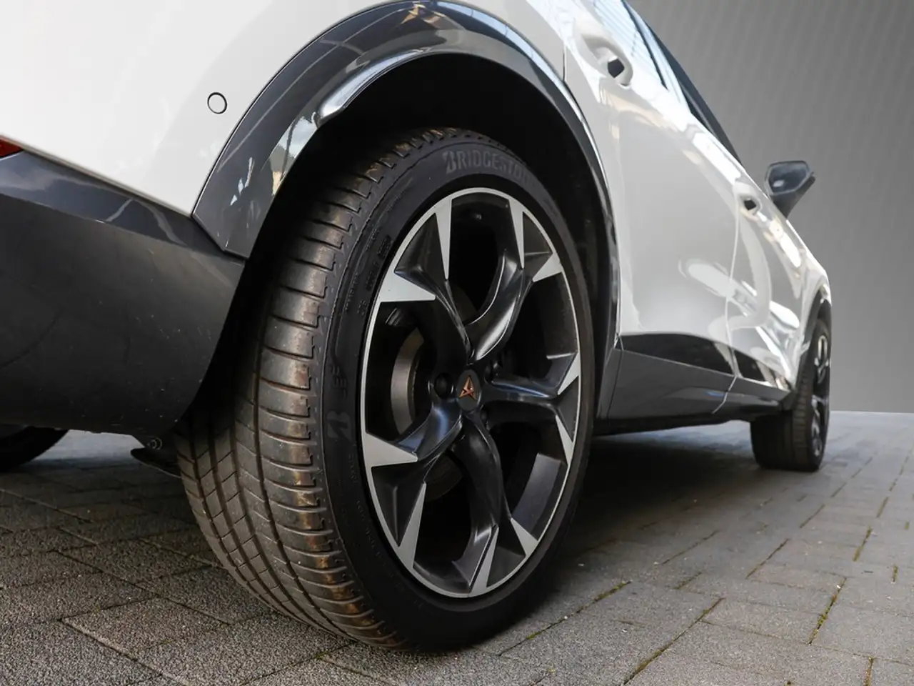 CUPRA Formentor 2.0 TSI DSG VZ AHK/Navi/LED — معرض صور السيارة 5
