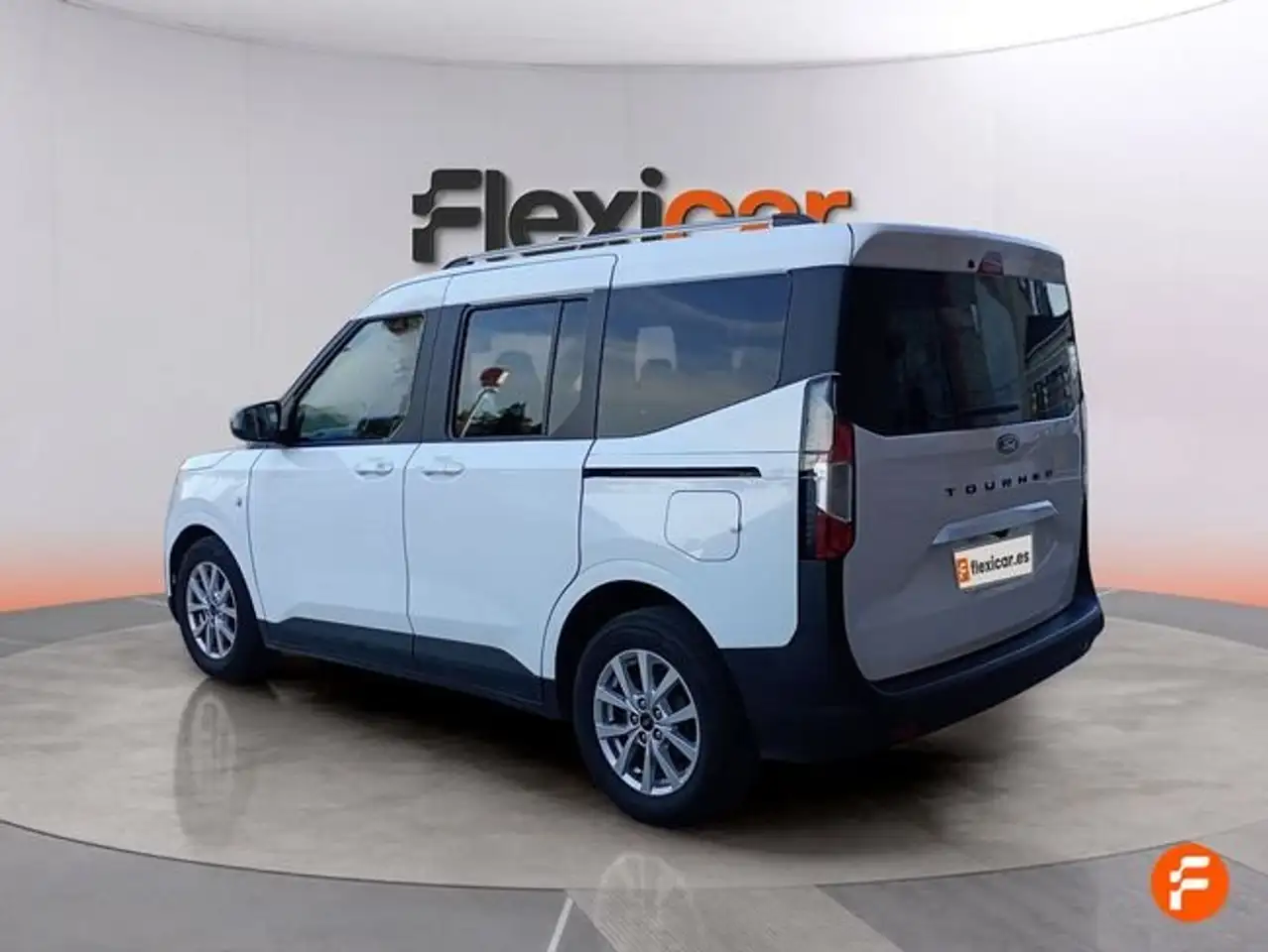 Ford Tourneo Courier 1.0 Ecoboost Titanium — Galerie du véhicule 4