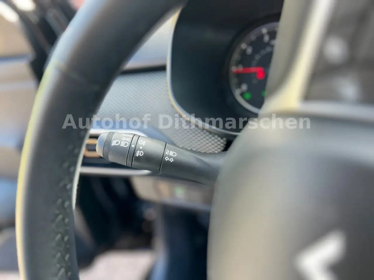 Dacia Sandero III Stepway 1.0 LPG/Benzin/AHK/Kamera/PD — معرض صور السيارة 27
