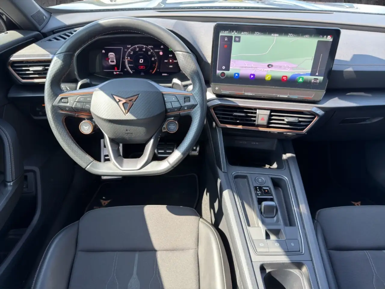 CUPRA Formentor 2.0 TSI DSG 4Drive VZ 5-J-GARANTIE AHK NAVI DCC FU — معرض صور السيارة 18