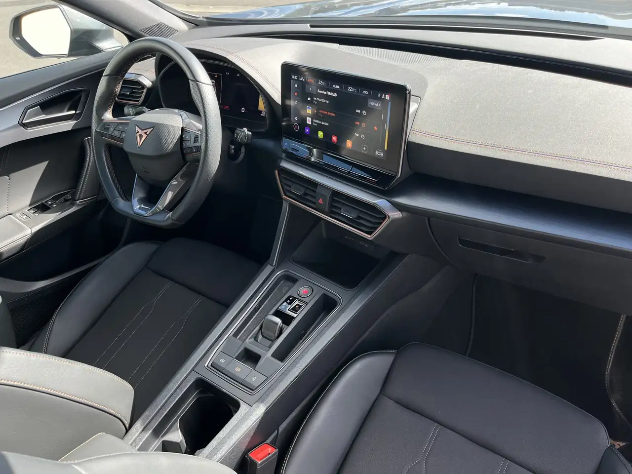 CUPRA Formentor 1.5 TSI DSG 150€ m.20% Anz. ACC LED RFK SHZ LR-H — Vehicle gallery 14
