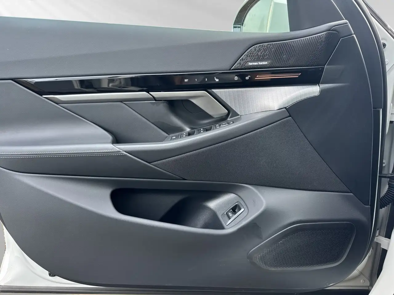 BMW 530 e M Sport Pro|Head-Up|Harman/Kardon — معرض صور السيارة 17