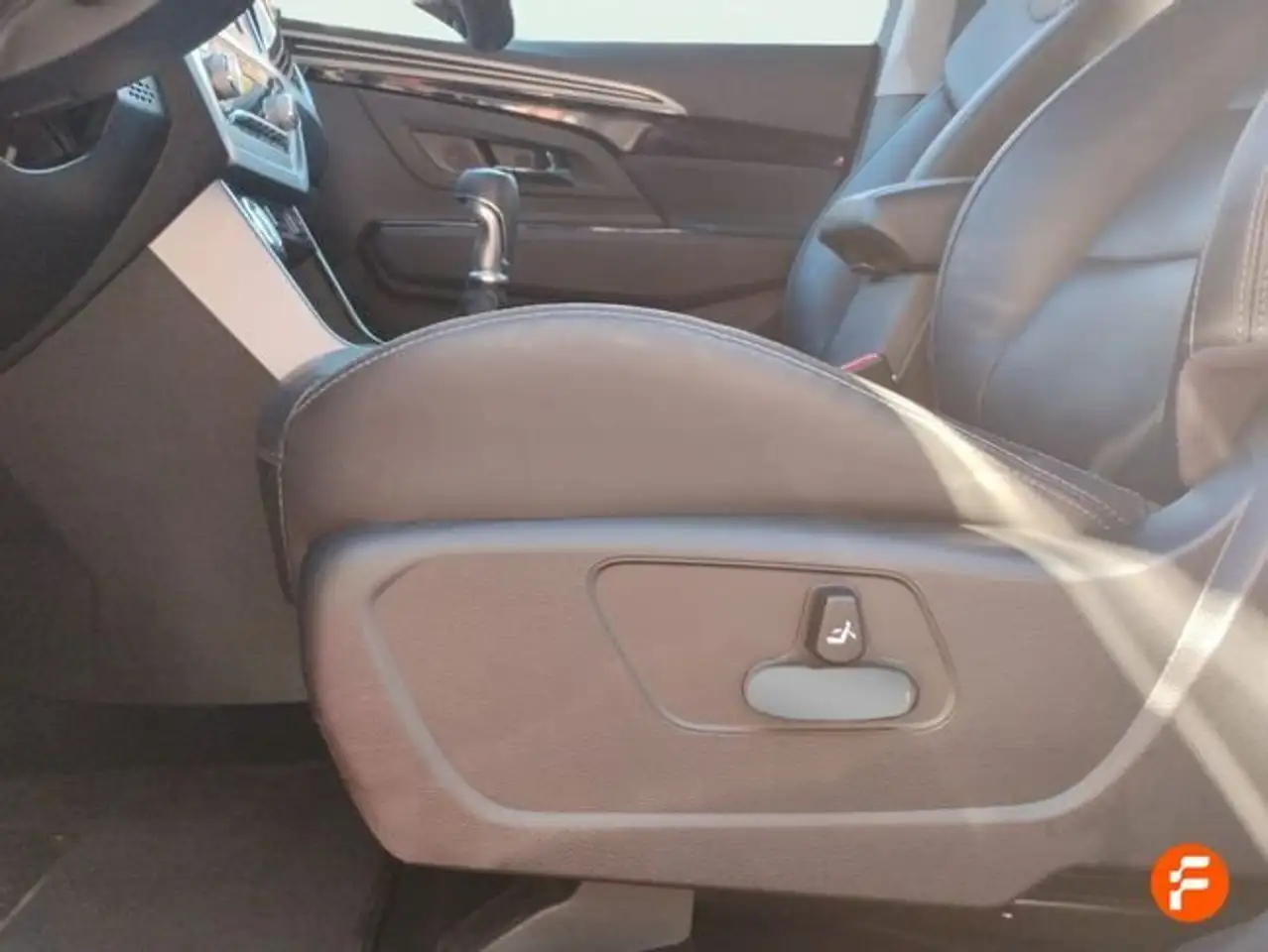 SsangYong Korando G15 Urban Plus 4x2 L.P. — معرض صور السيارة 20