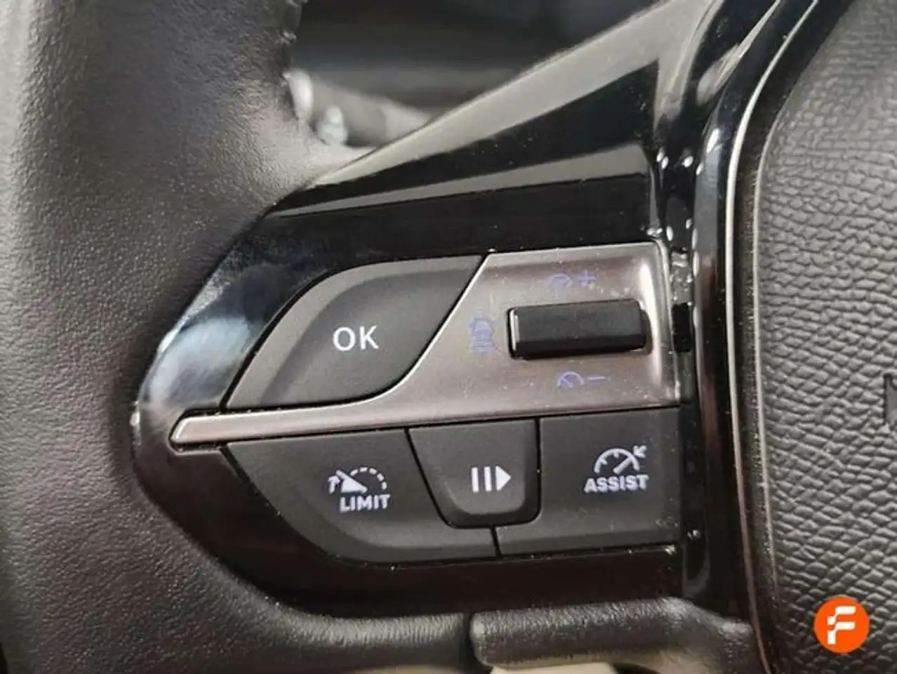 Peugeot 308 1.2 PureTech S&S Active 130 — Galería del vehículo 13